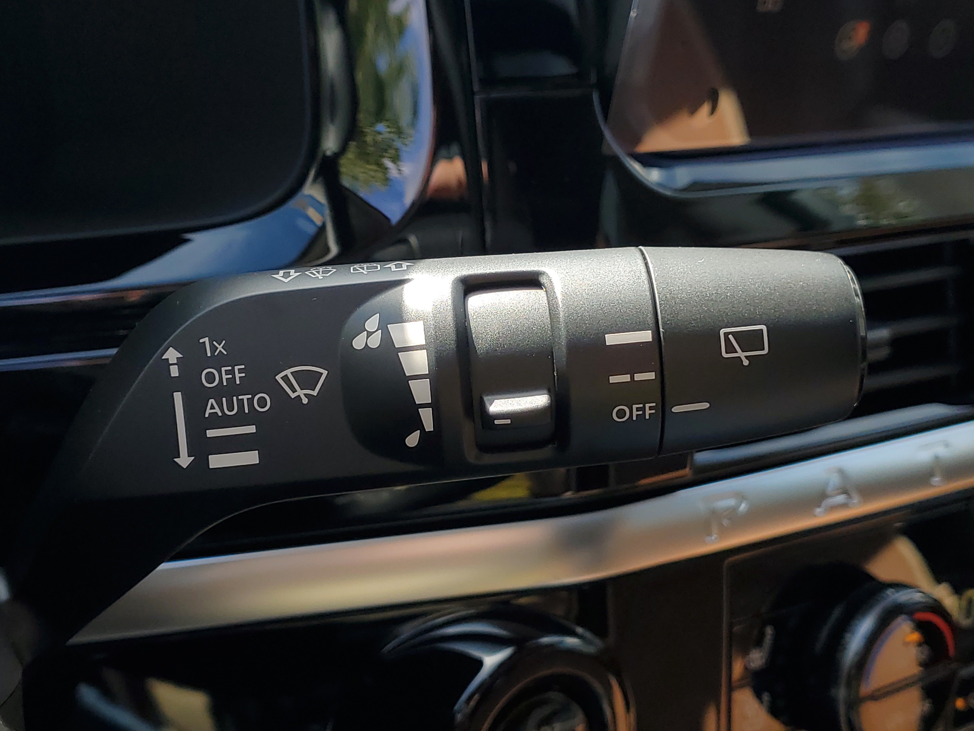 New 2026 Nissan Pathfinder Platinum AWD/4WD image 14