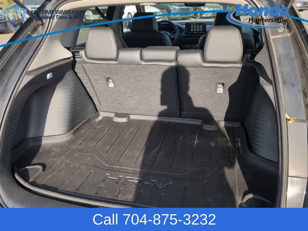 Used 2025 Honda HR-V EX-L image 12