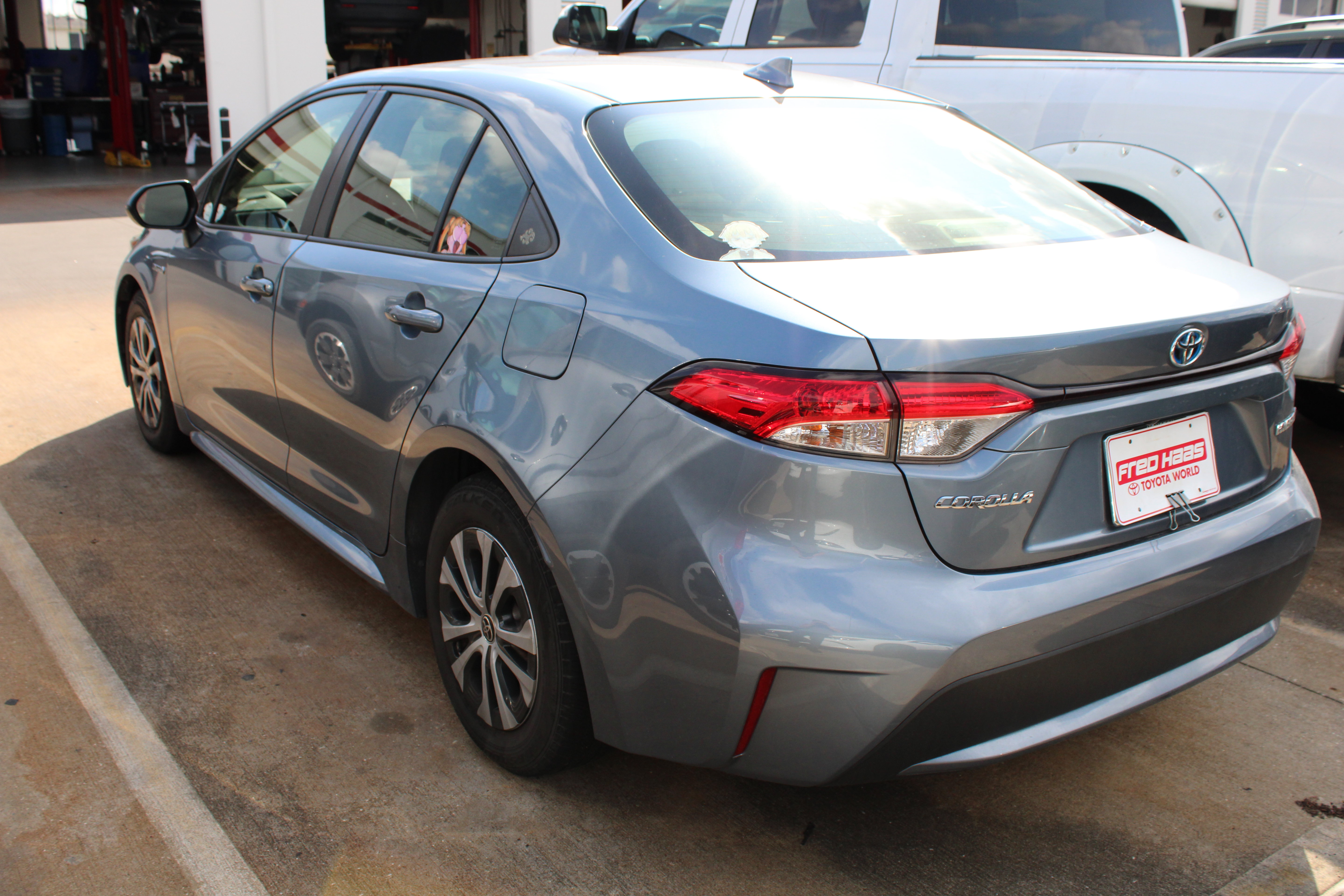 Used 2021 Toyota Corolla LE FWD image 7