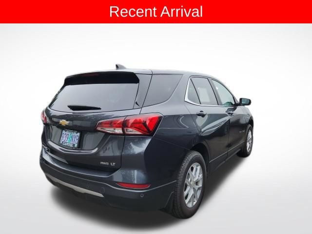 Used 2022 Chevrolet Equinox LT AWD/4WD image 2