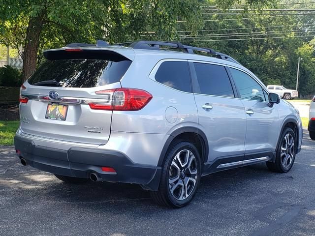 Certified 2023 Subaru Ascent Touring AWD/4WD image 3
