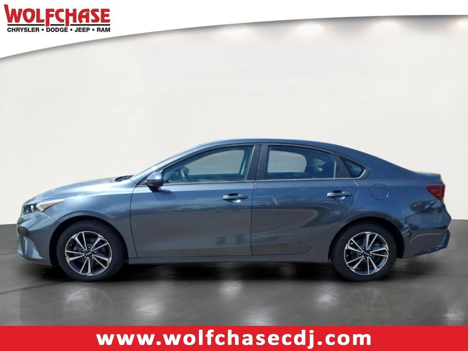 Used 2024 Kia Forte LXS FWD image 2