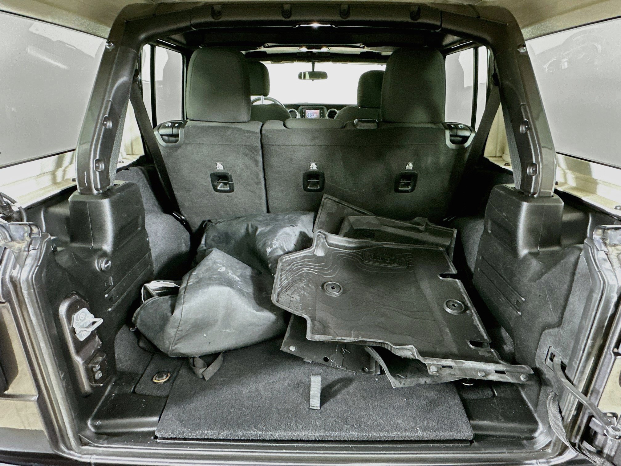 Used 2019 Jeep Wrangler Unlimited Sport S AWD/4WD image 31