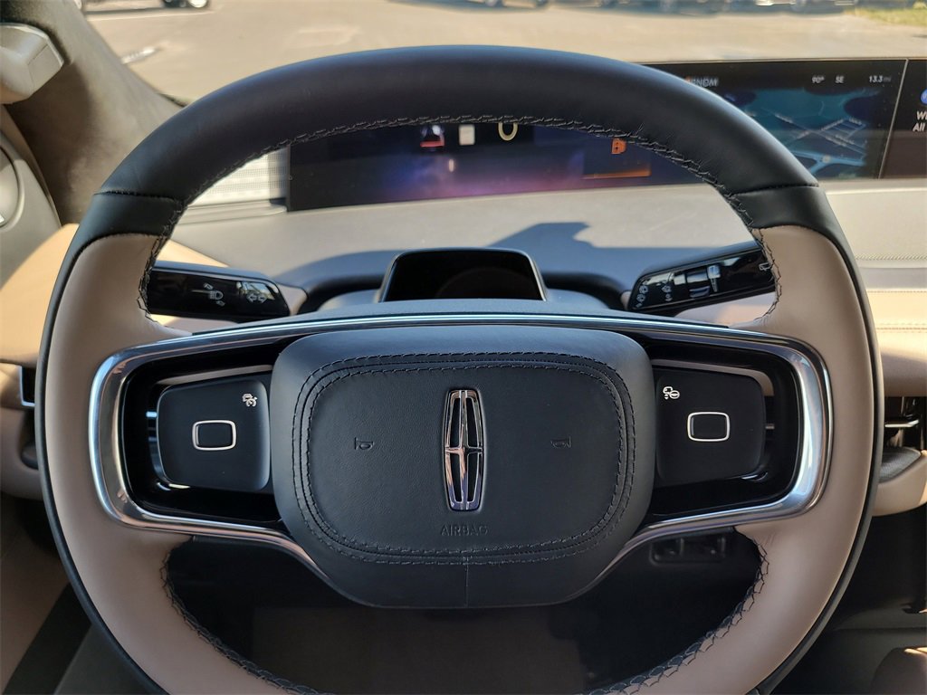 New 2025 Lincoln Navigator Black Label image 30