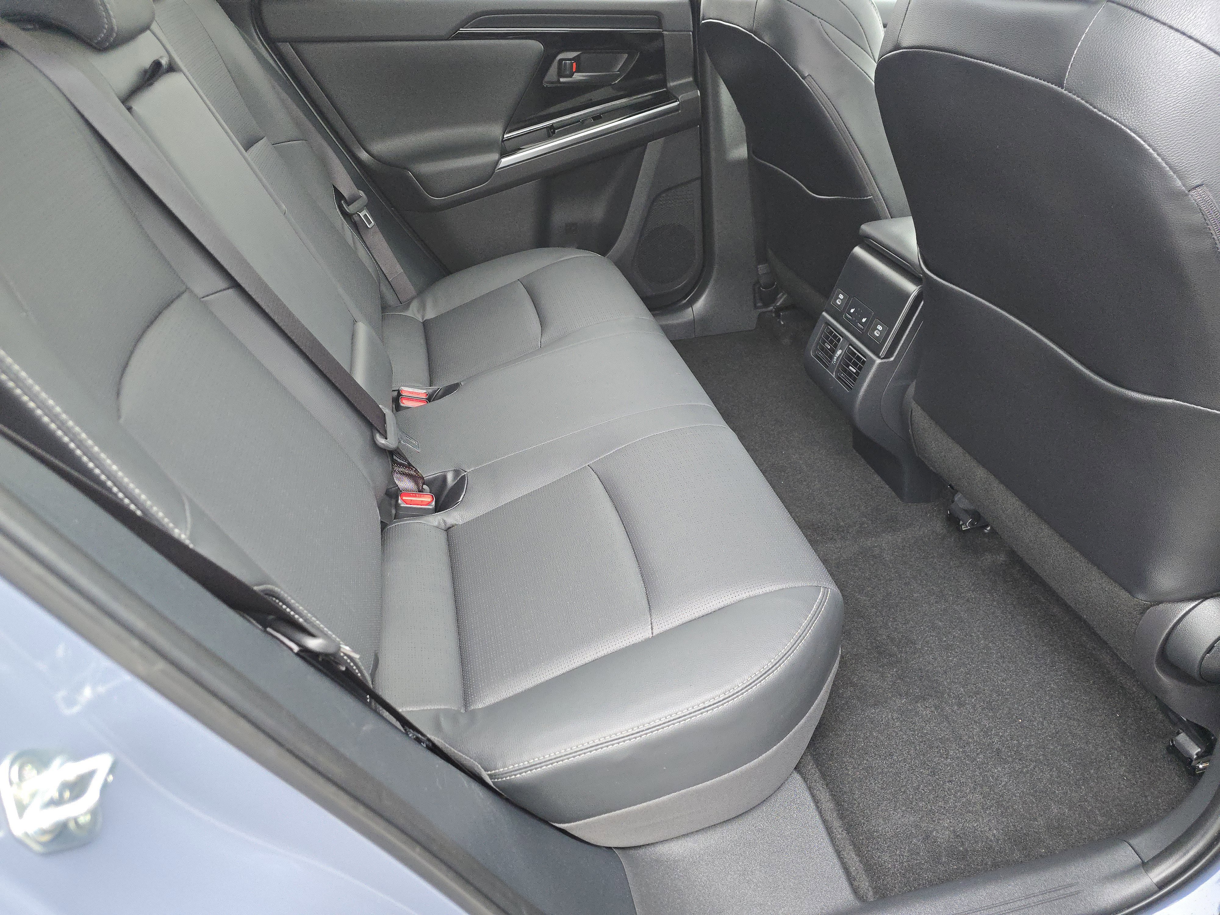 Certified 2023 Subaru Solterra AWD image 17