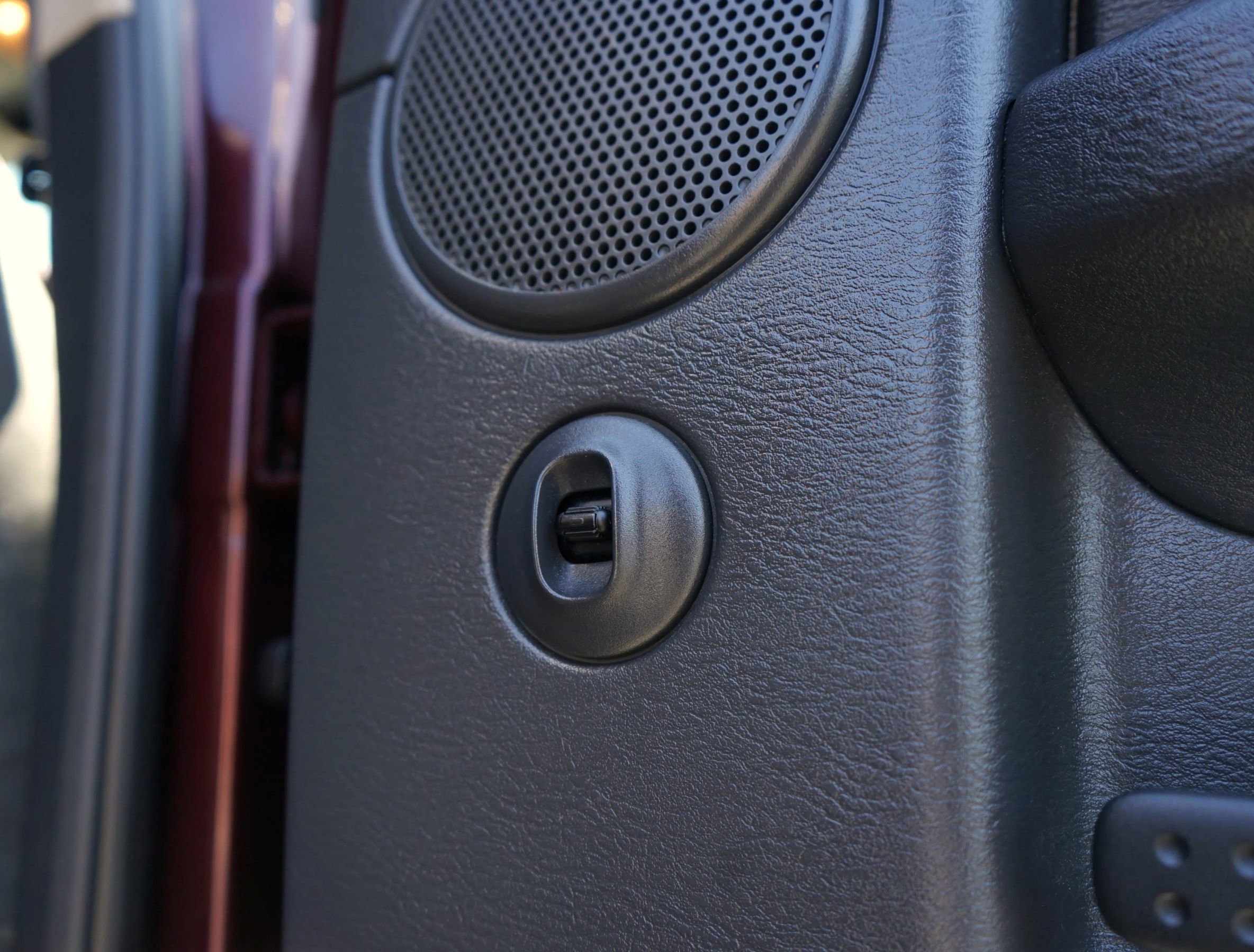 Used 2005 Dodge Ram 1500 Truck SLT image 35