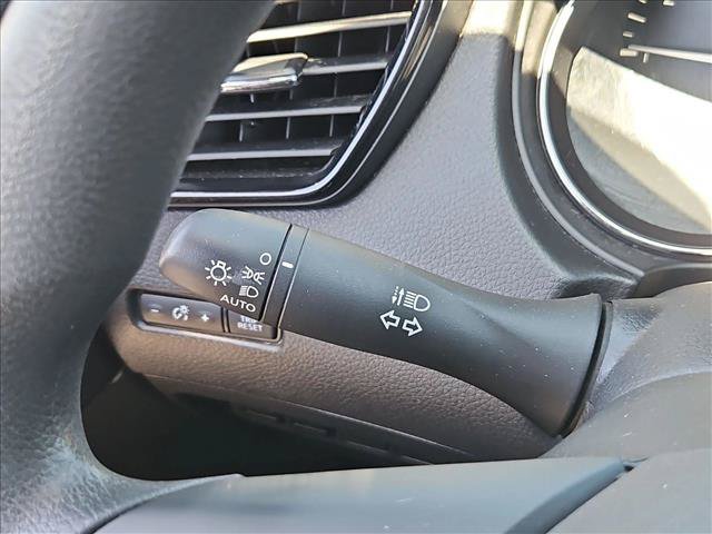 Used 2020 Nissan Rogue Sport S w/ Appearance Package FWD image 16
