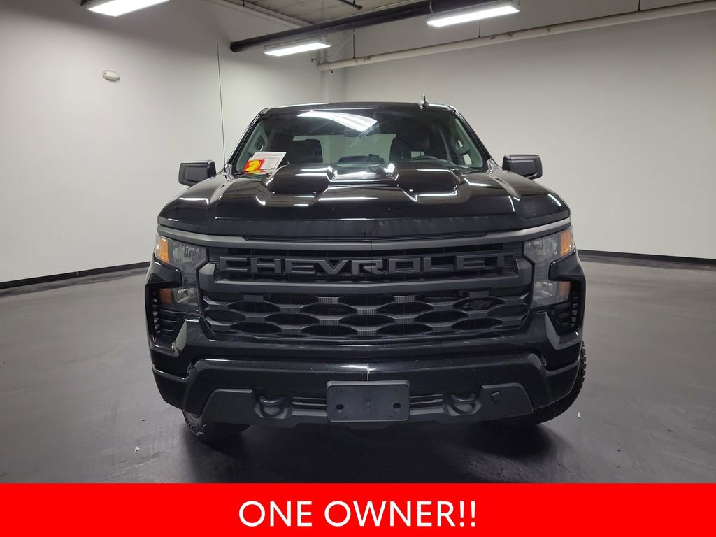 Used 2022 Chevrolet Silverado 1500 Custom Trail Boss w/ Midnight Edition AWD/4WD image 3