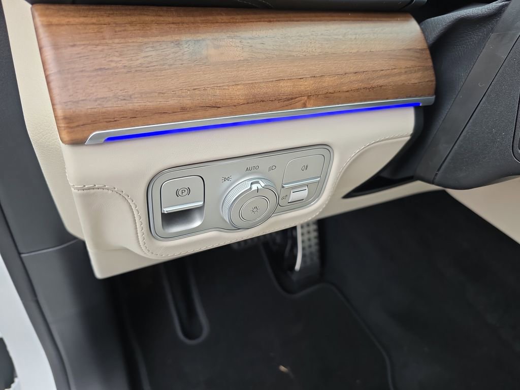 New 2026 Mercedes-Benz GLE 53 AMG 4MATIC image 12