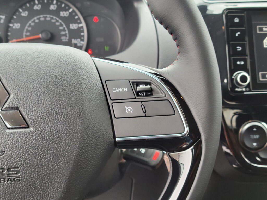 New 2024 Mitsubishi Mirage Black Edition image 25