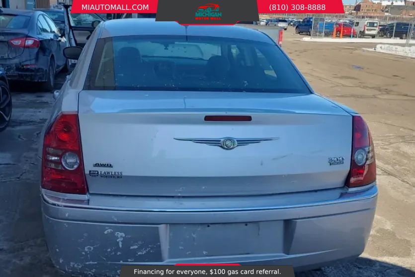 Used 2008 Chrysler 300 Limited w/ Protection Group image 4