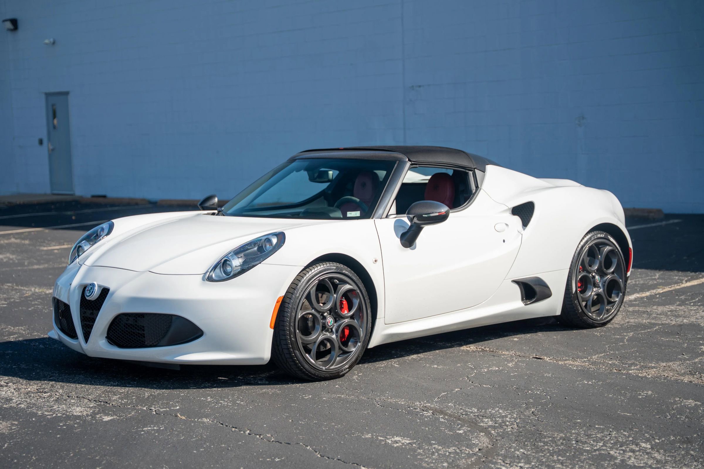 Used 2020 Alfa Romeo 4C Spider image 21