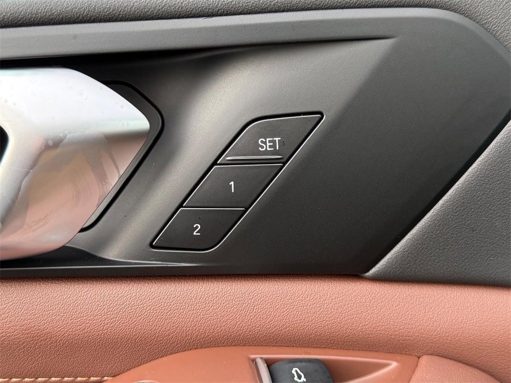 New 2026 BMW X5 xDrive50e w/ M Sport Package image 11