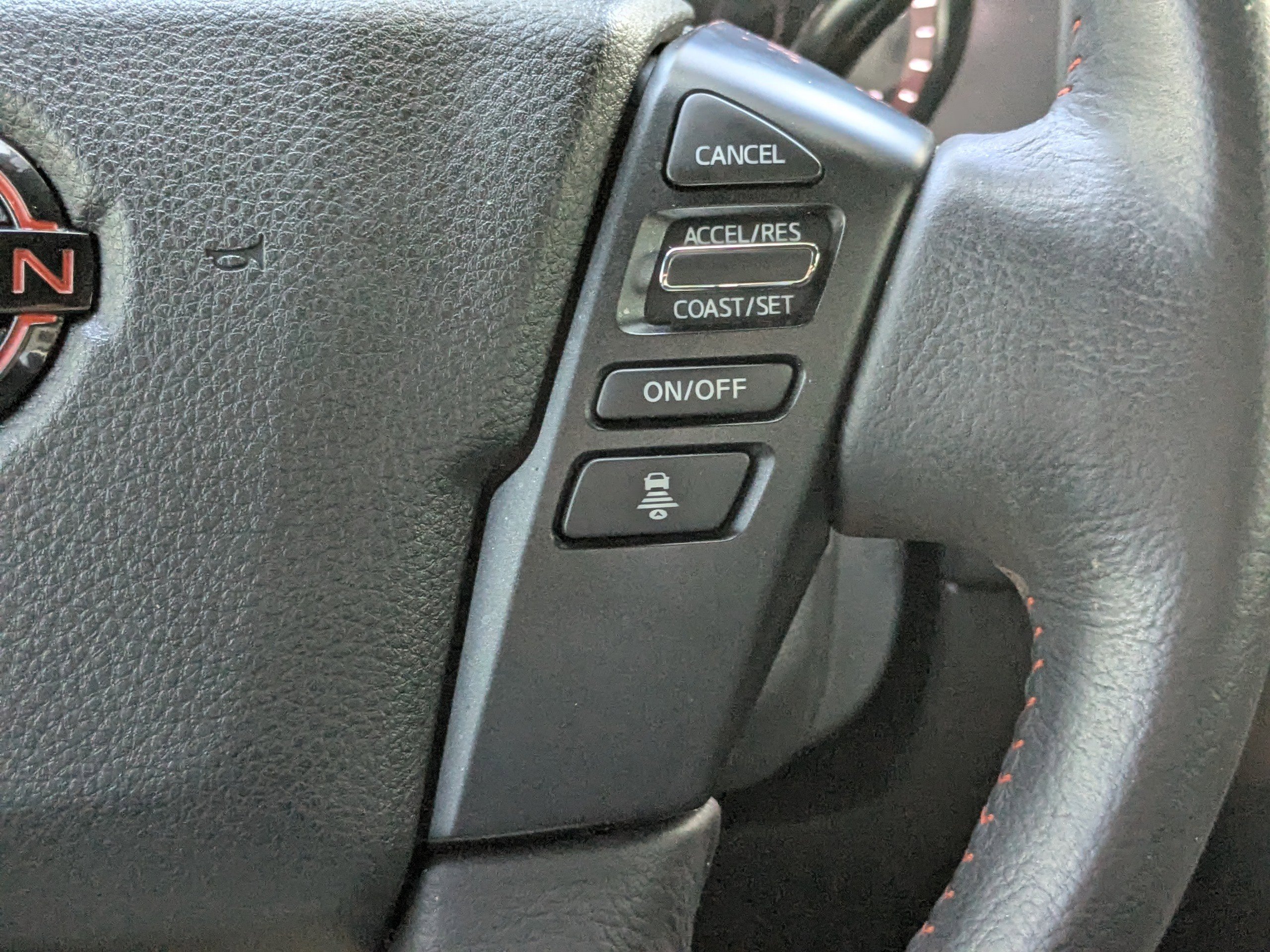 Used 2024 Nissan Titan PRO-4X w/ Pro-4x Convenience Package AWD/4WD image 31