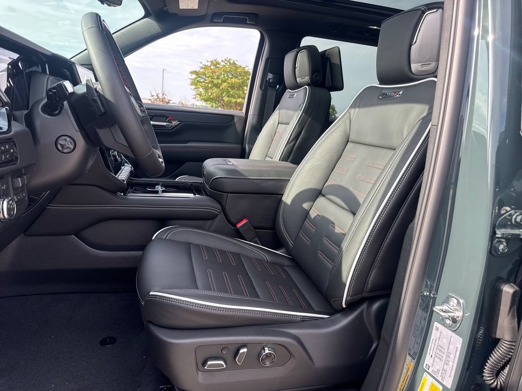 New 2026 GMC Yukon AT4 Ultimate w/ LPO, Floor Liner Package AWD/4WD image 13