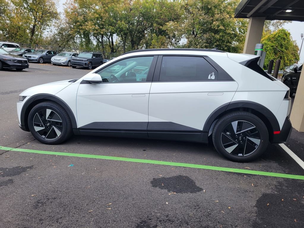 New 2025 Hyundai Ioniq 5 SEL AWD/4WD image 9