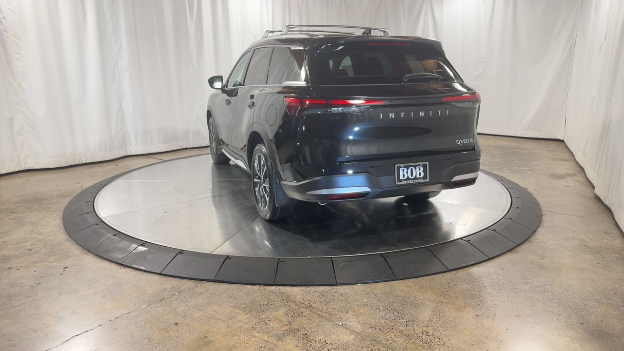 Certified 2026 INFINITI QX60 Luxe w/ Family Package AWD/4WD image 12