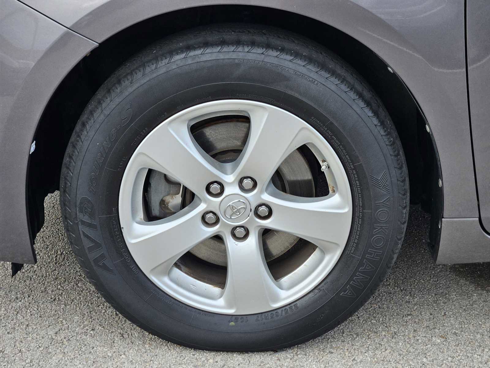 Used 2014 Toyota Sienna LE image 9