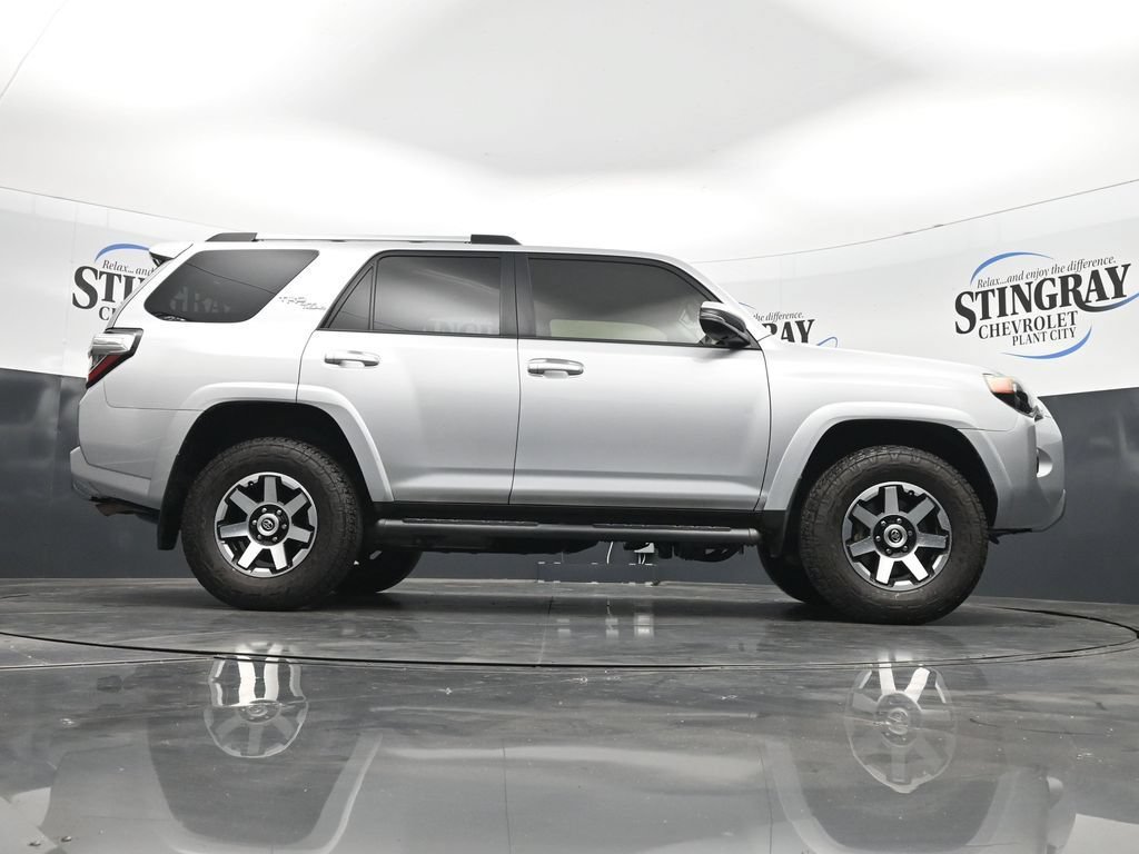 Used 2018 Toyota 4Runner TRD Off-Road Premium AWD/4WD image 33