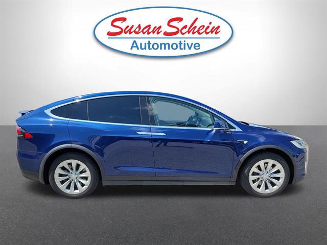 Used 2017 Tesla Model X 90D AWD/4WD image 21