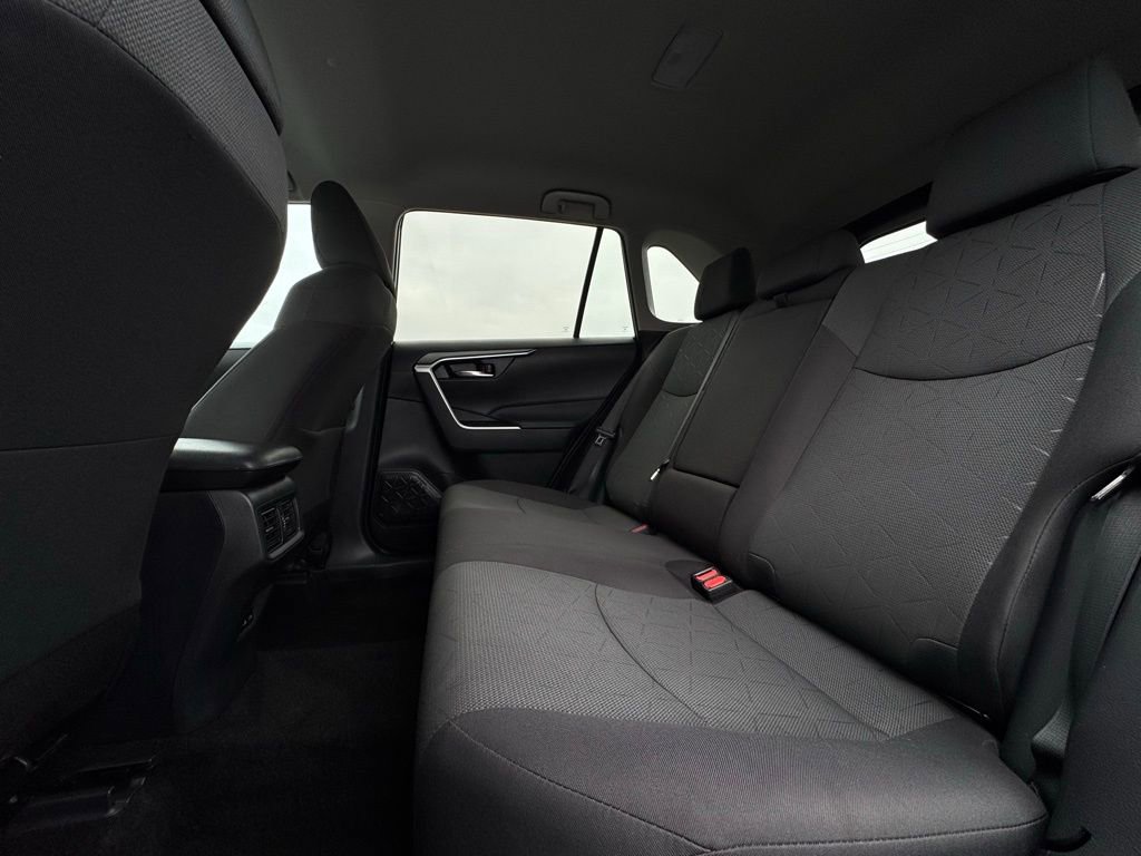 Used 2024 Toyota RAV4 XLE image 20