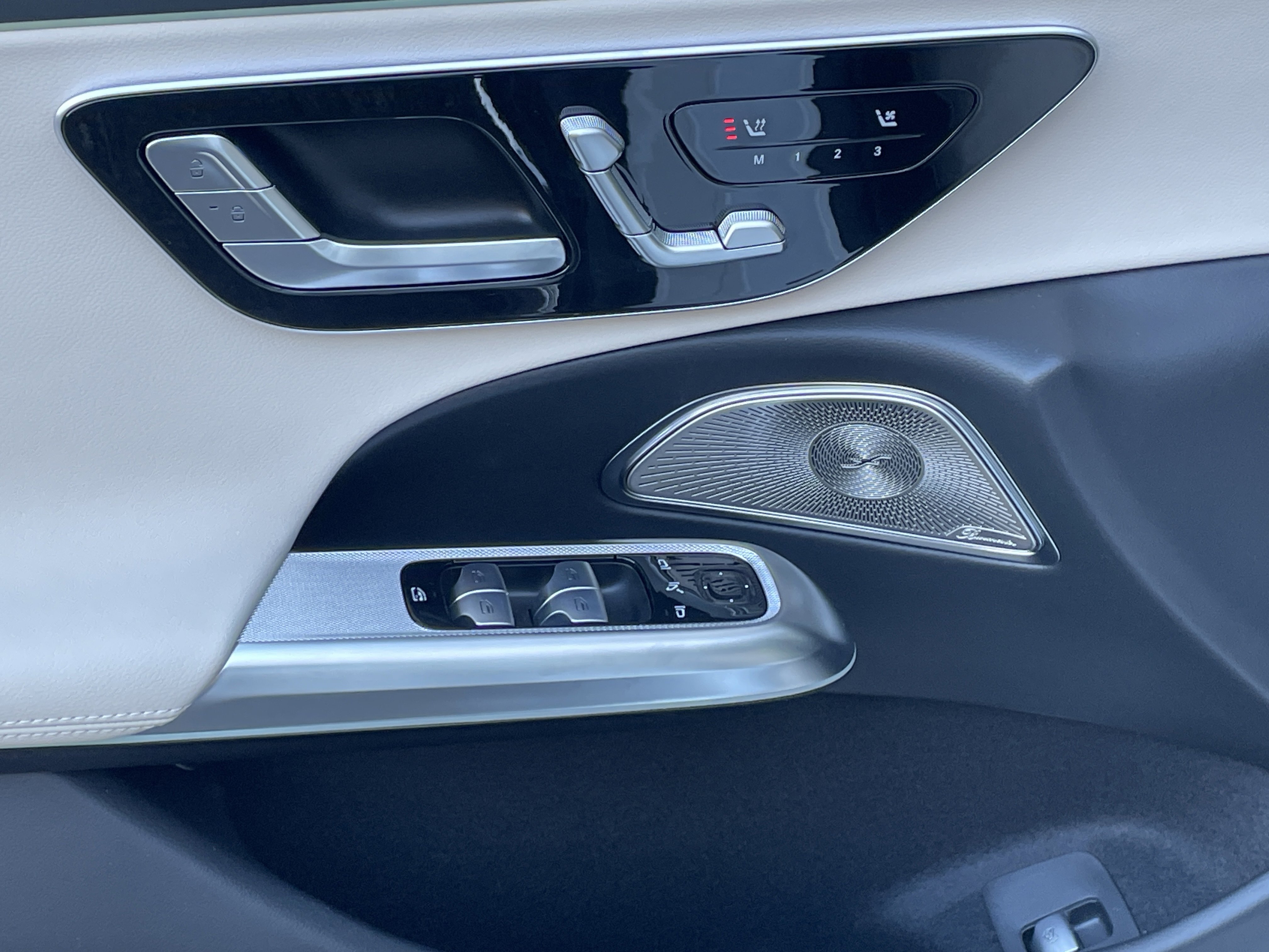 New 2026 Mercedes-Benz E 450 4MATIC All-Terrain Wagon image 18