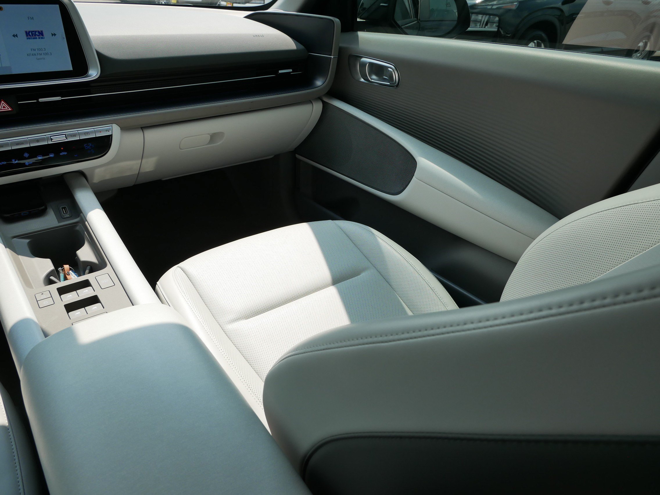 Certified 2023 Hyundai Ioniq 6 SEL RWD image 11