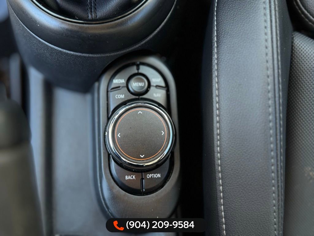 Used 2019 MINI Cooper S image 23