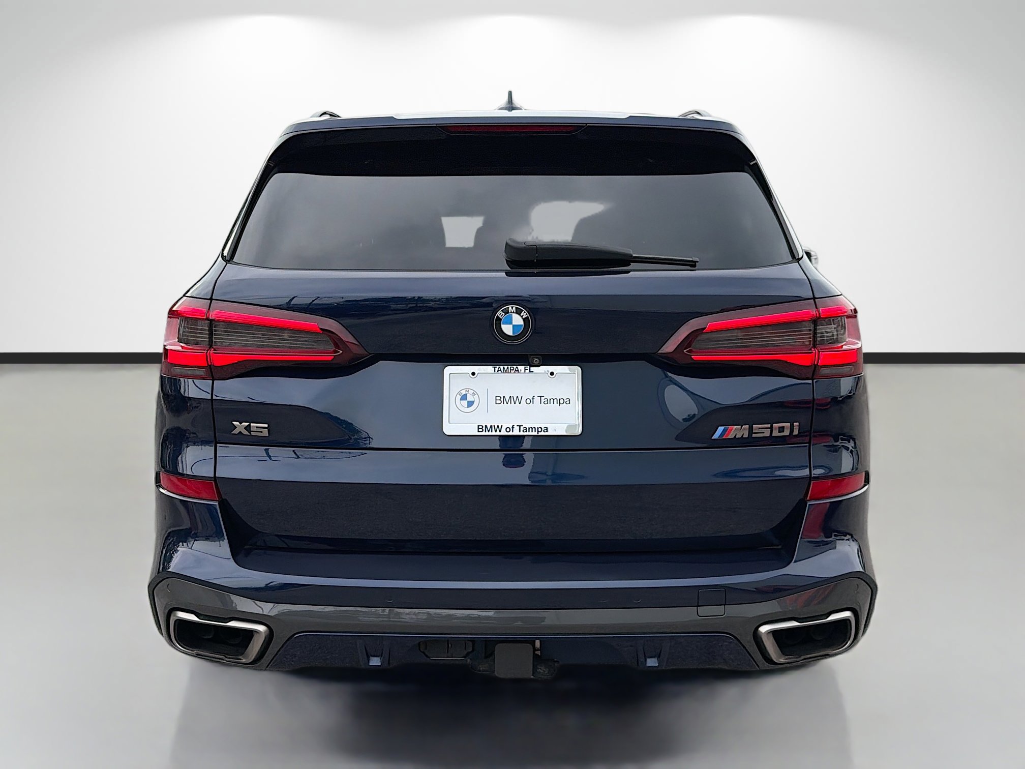 Used 2021 BMW X5 M50i AWD/4WD image 4