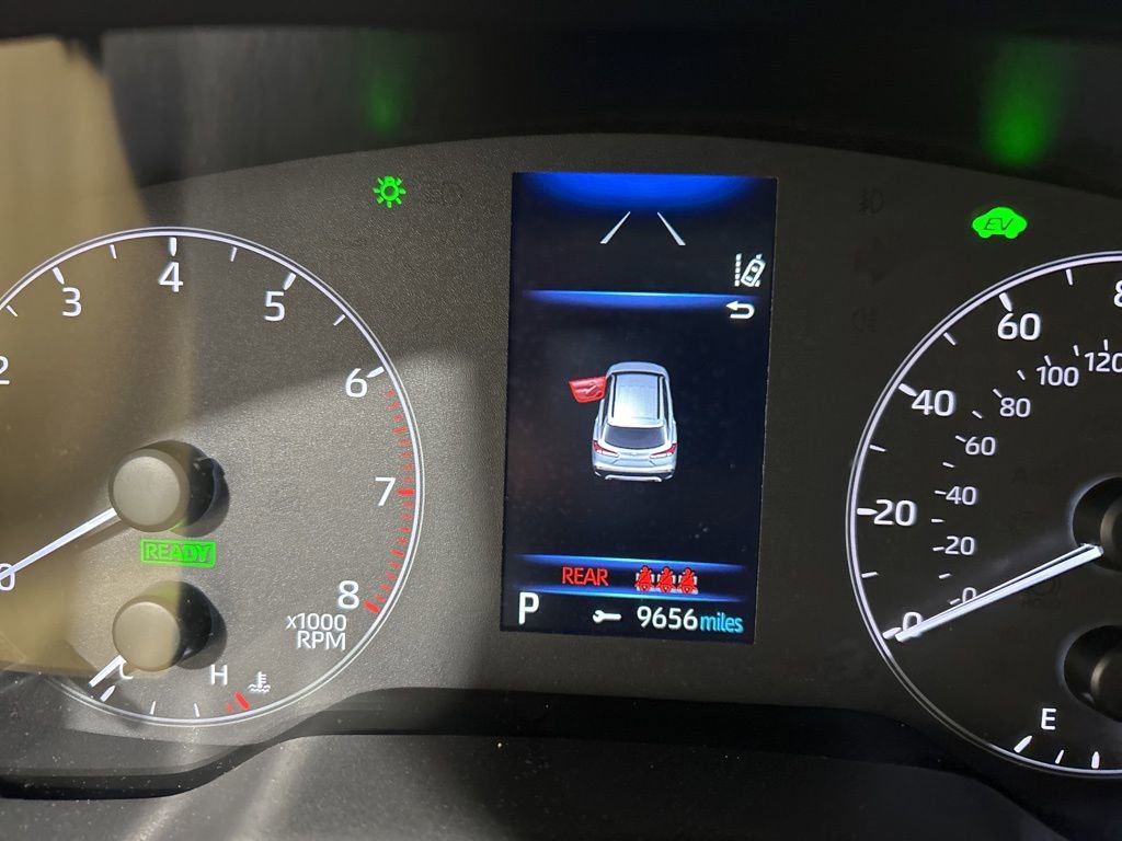 Used 2025 Toyota Corolla Cross AWD Hybrid image 26