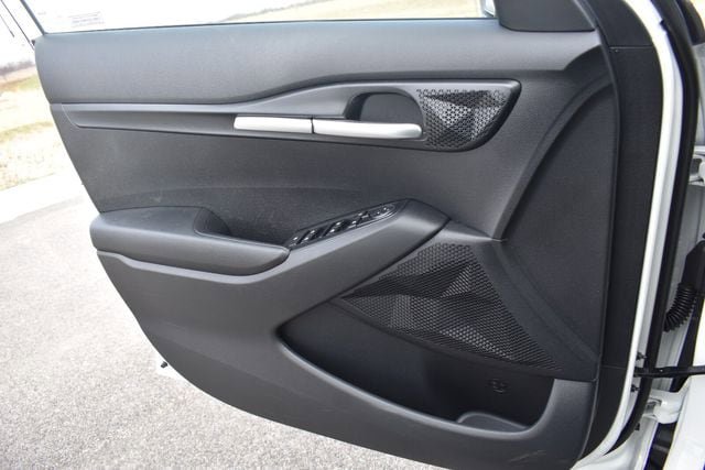 New 2026 Kia Seltos LX image 28