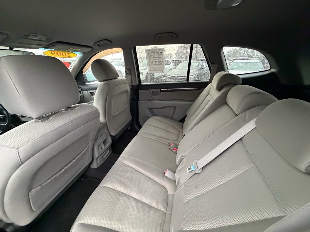 Used 2009 Hyundai Santa Fe GLS image 21