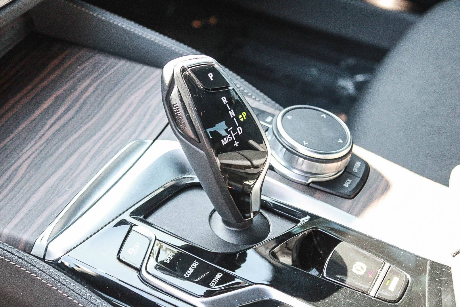 Used 2023 BMW 540i w/ M Sport Package RWD image 19