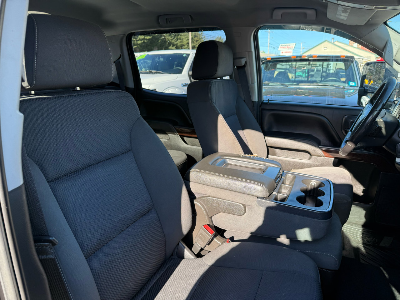 Used 2016 GMC Sierra 3500 SLE w/ SLE Preferred Package image 17