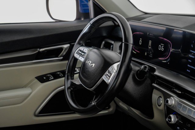 Used 2023 Kia Telluride S w/ S Sunroof Package FWD image 11