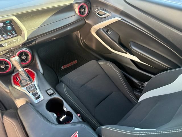 Used 2017 Chevrolet Camaro SS RWD image 12