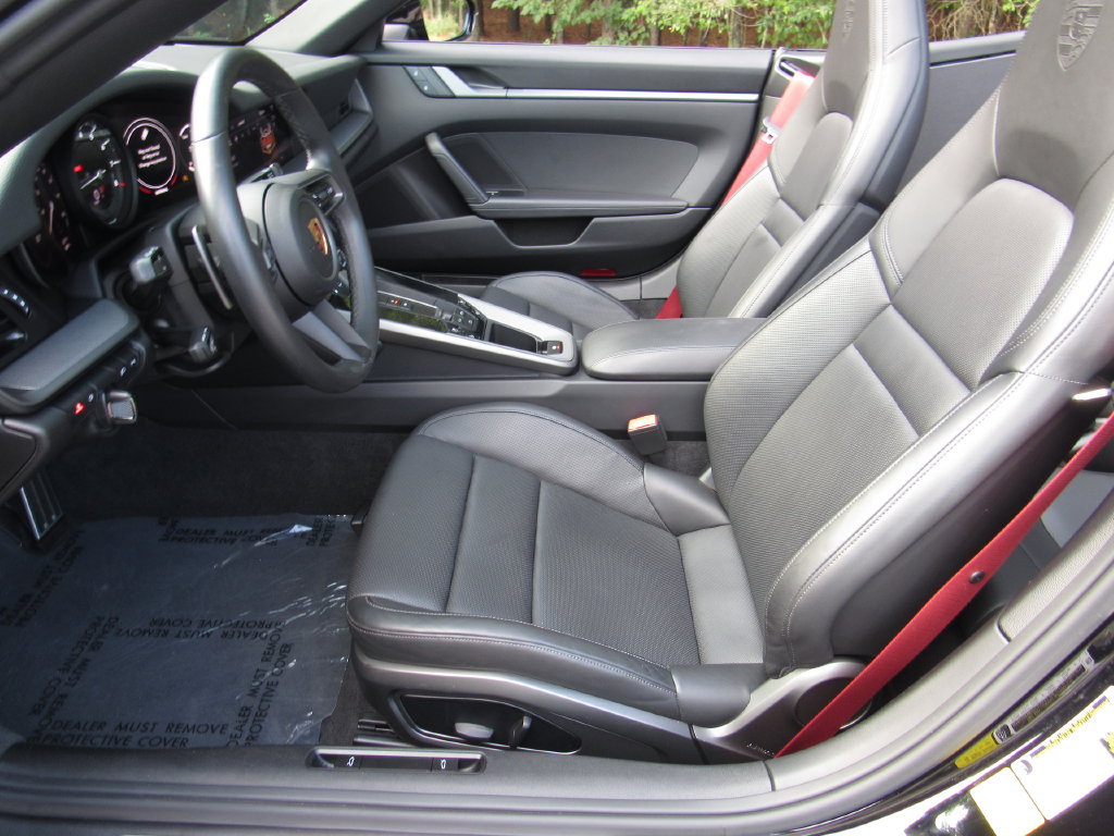 Certified 2022 Porsche 911 Cabriolet image 5