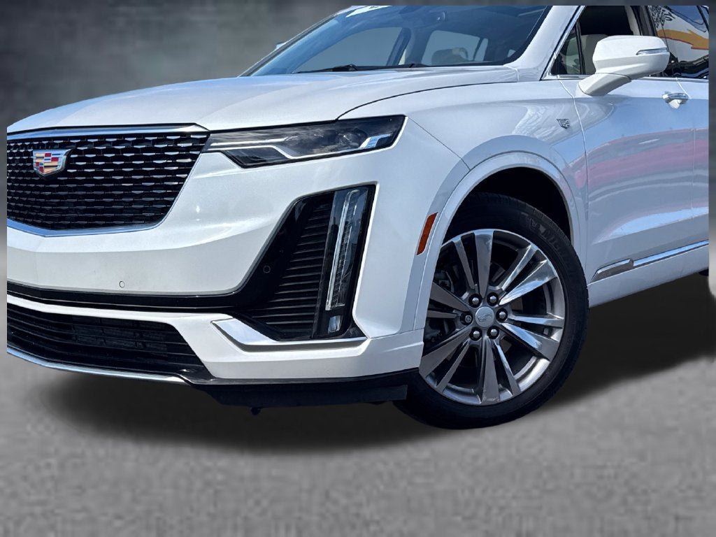 Certified 2024 Cadillac XT6 Premium Luxury w/ LPO, Floor Liner Package AWD/4WD image 2