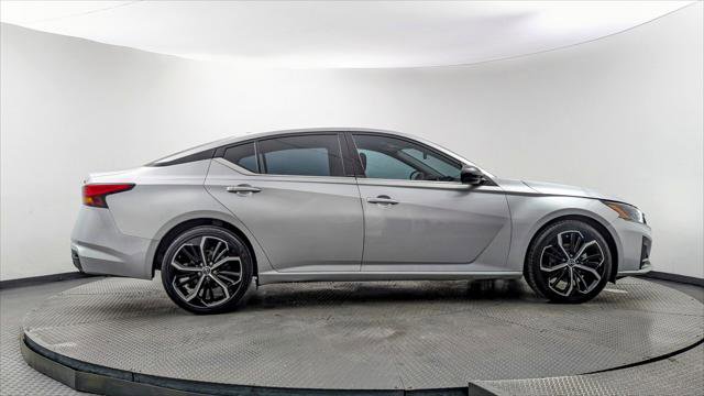 Used 2024 Nissan Altima 2.5 SR FWD image 9