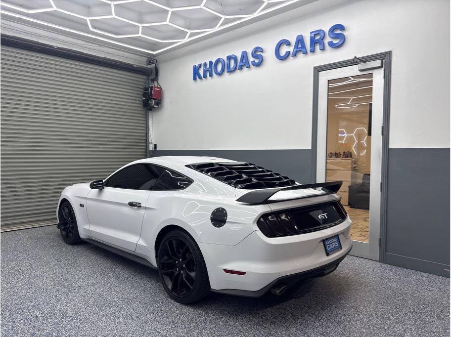 Used 2015 Ford Mustang GT Premium w/ Equipment Group 401A RWD image 3