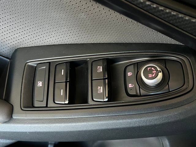 Used 2022 Subaru Crosstrek 2.5i Sport AWD/4WD image 32
