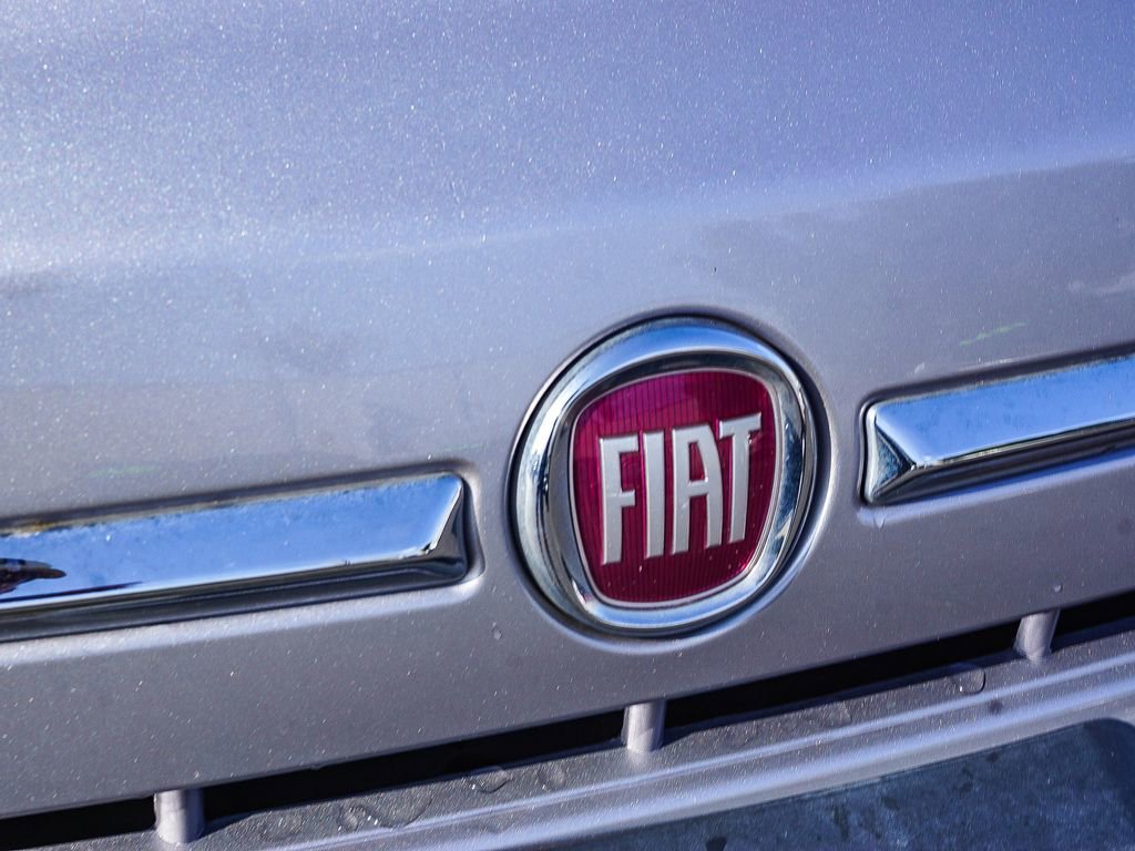 Used 2019 FIAT 500 e w/ Esport Package image 11