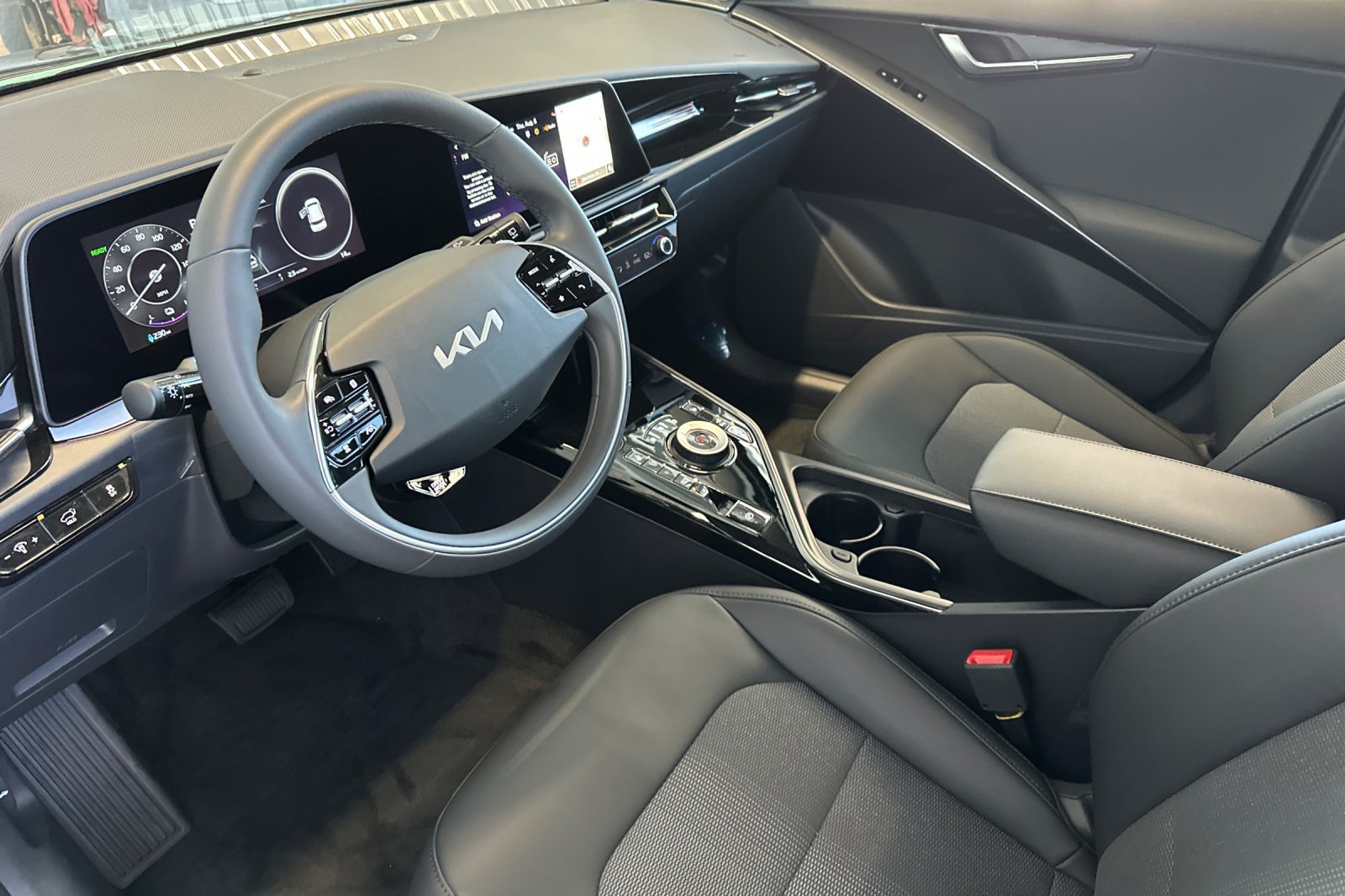 New 2026 Kia Niro Wind FWD image 10