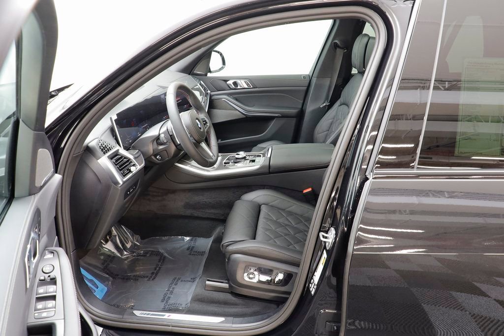 New 2026 BMW X5 M60i w/ Executive Package image 6