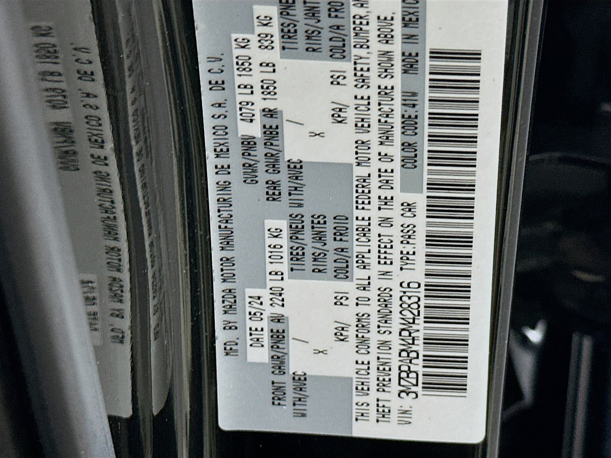 Used 2024 MAZDA MAZDA3 s FWD image 12