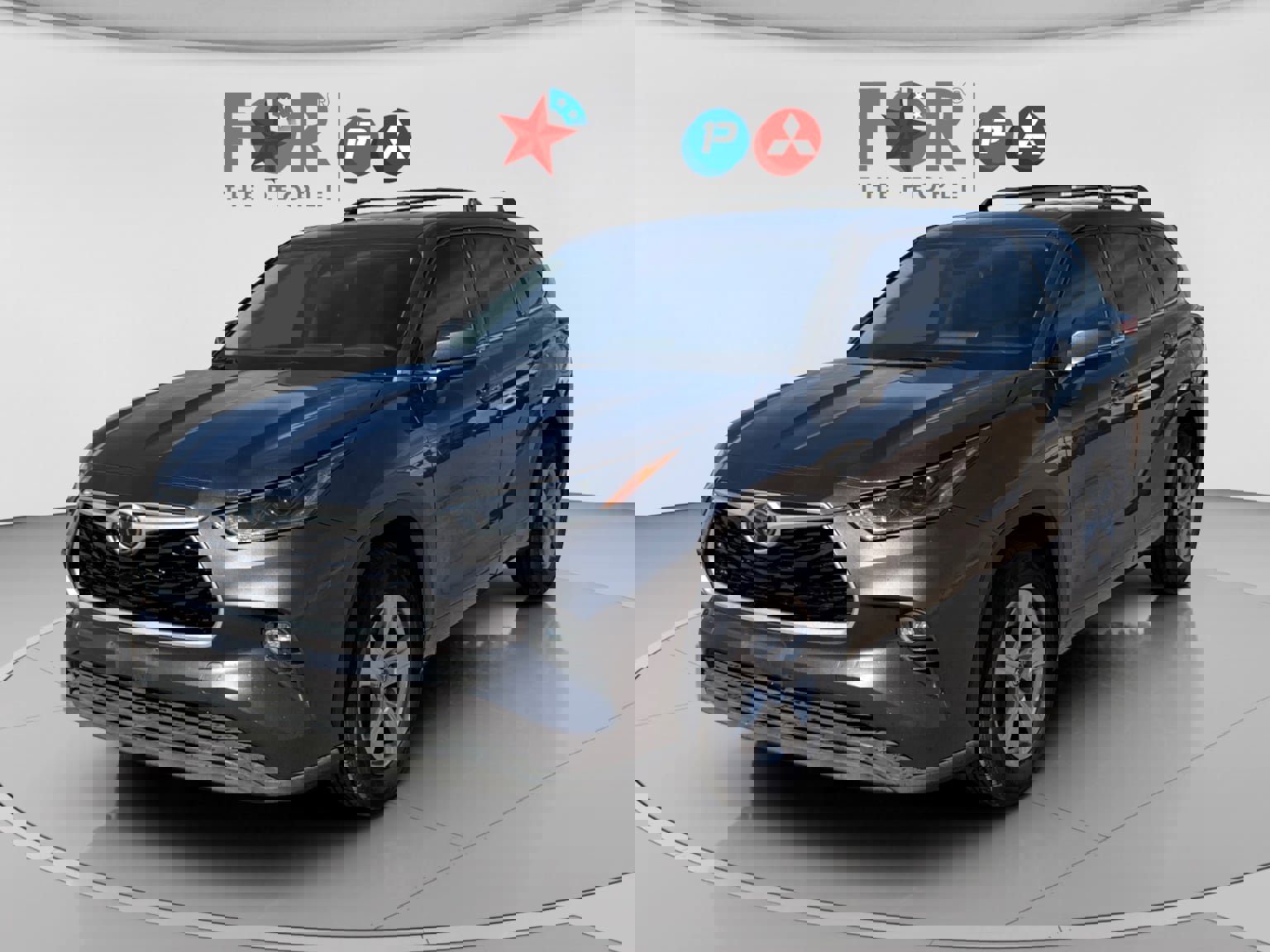 Used 2021 Toyota Highlander LE image 1