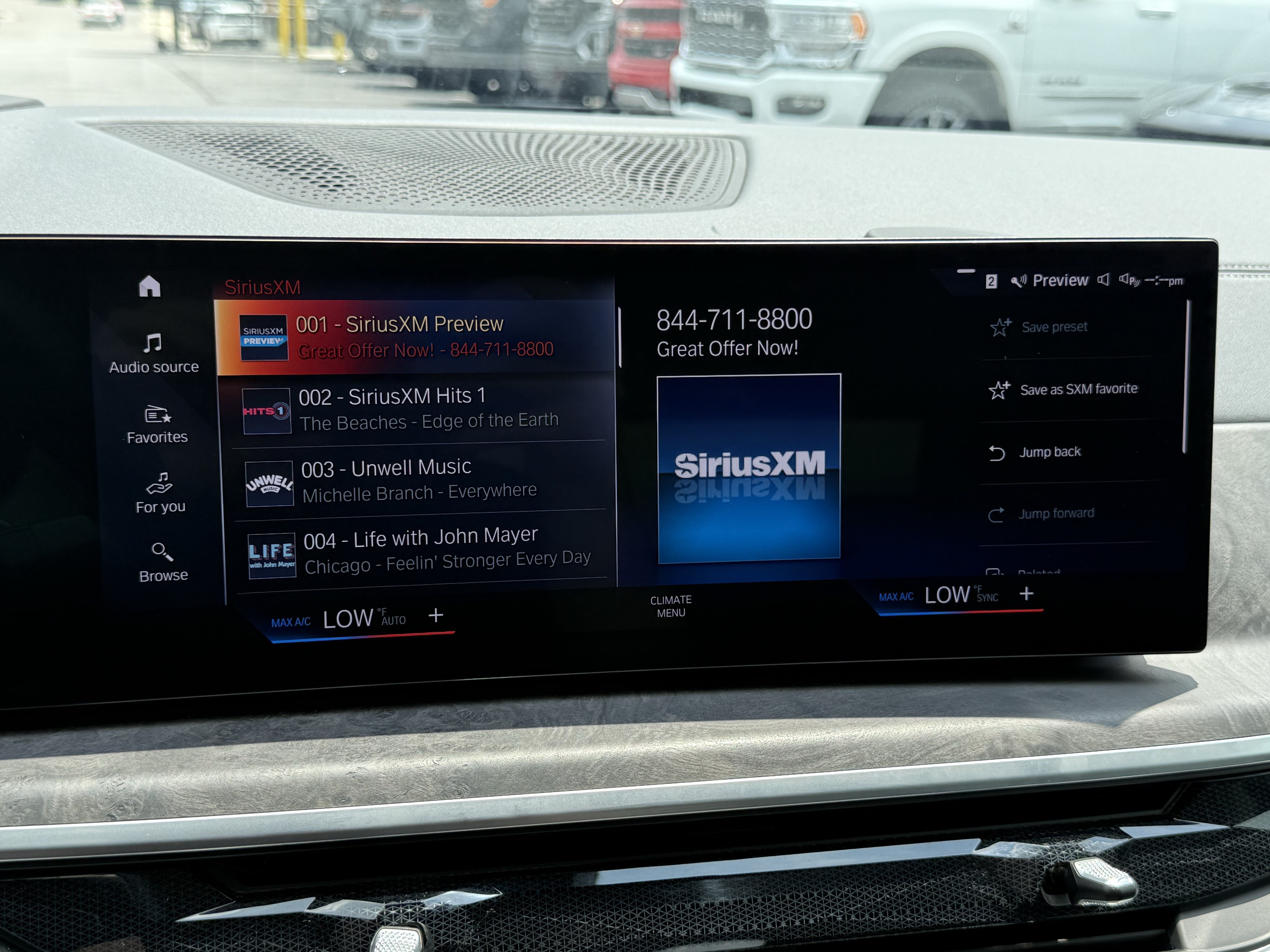 Used 2023 BMW X7 xDrive40i w/ Premium Package AWD/4WD image 26