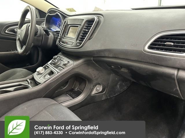 Used 2016 Chrysler 200 LX image 18