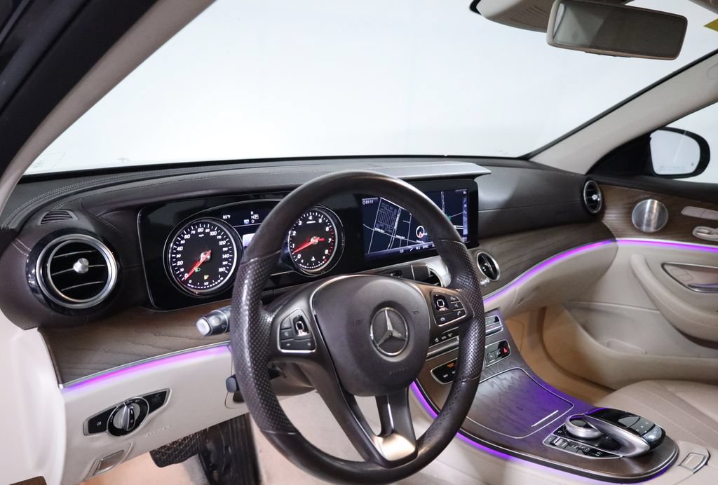 Certified 2018 Mercedes-Benz E 400 4MATIC Sedan image 33