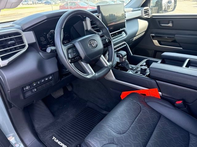 Used 2024 Toyota Tundra Limited AWD/4WD image 23